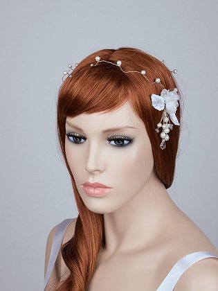 Bridal headpiece Pearl Crown